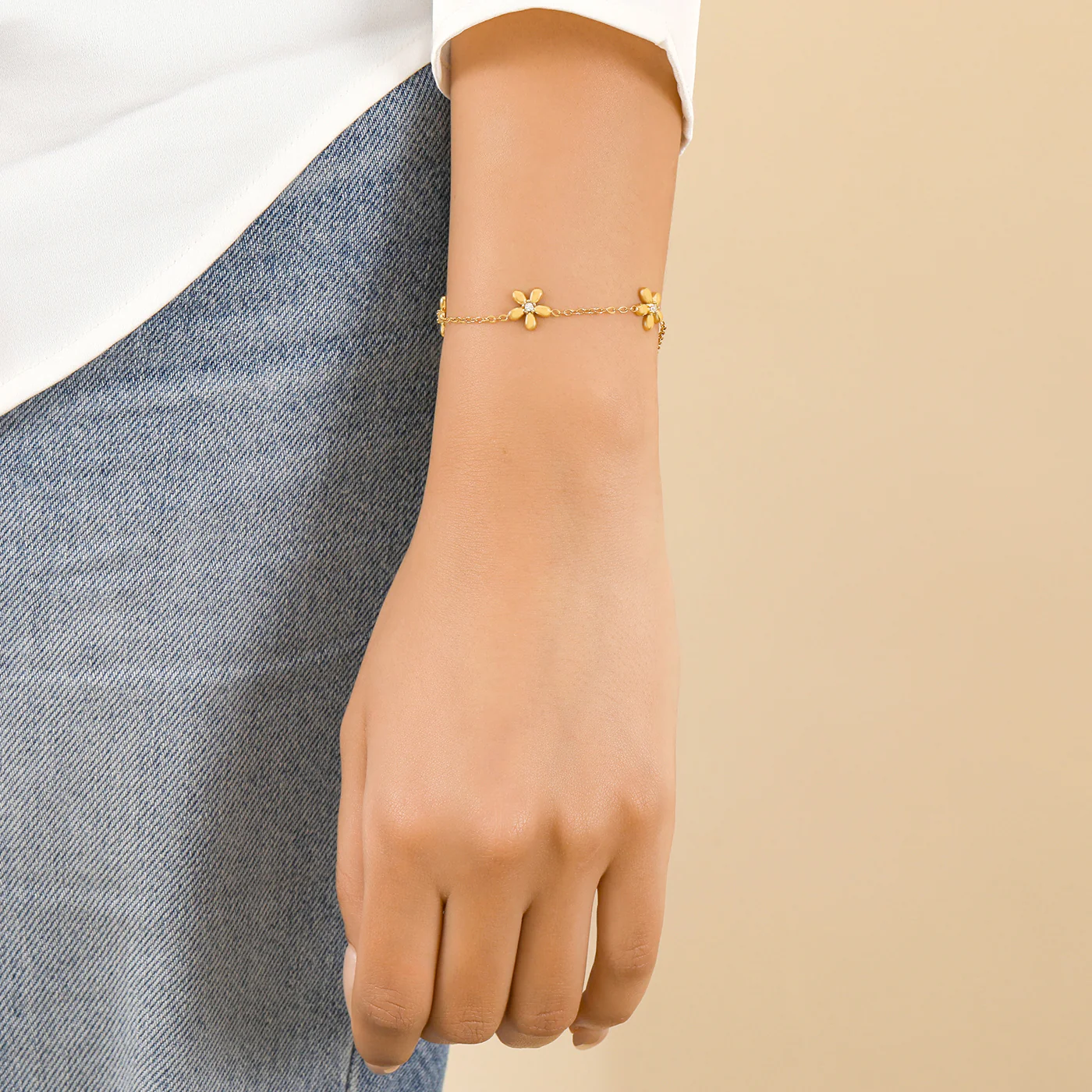 Multi Flower Bracelet - Image 5
