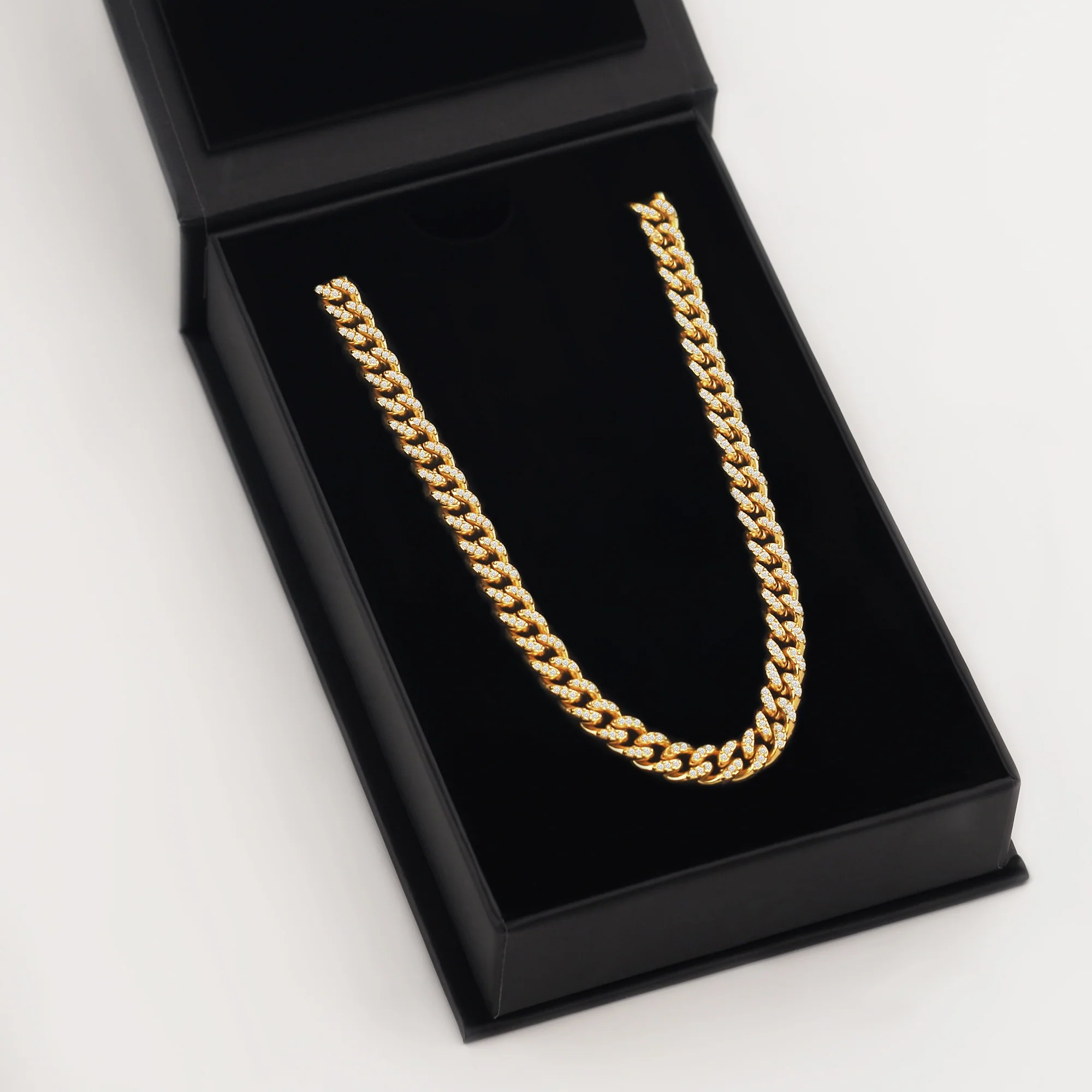 Iced Cuban Link Chain - 8mm - Image 5